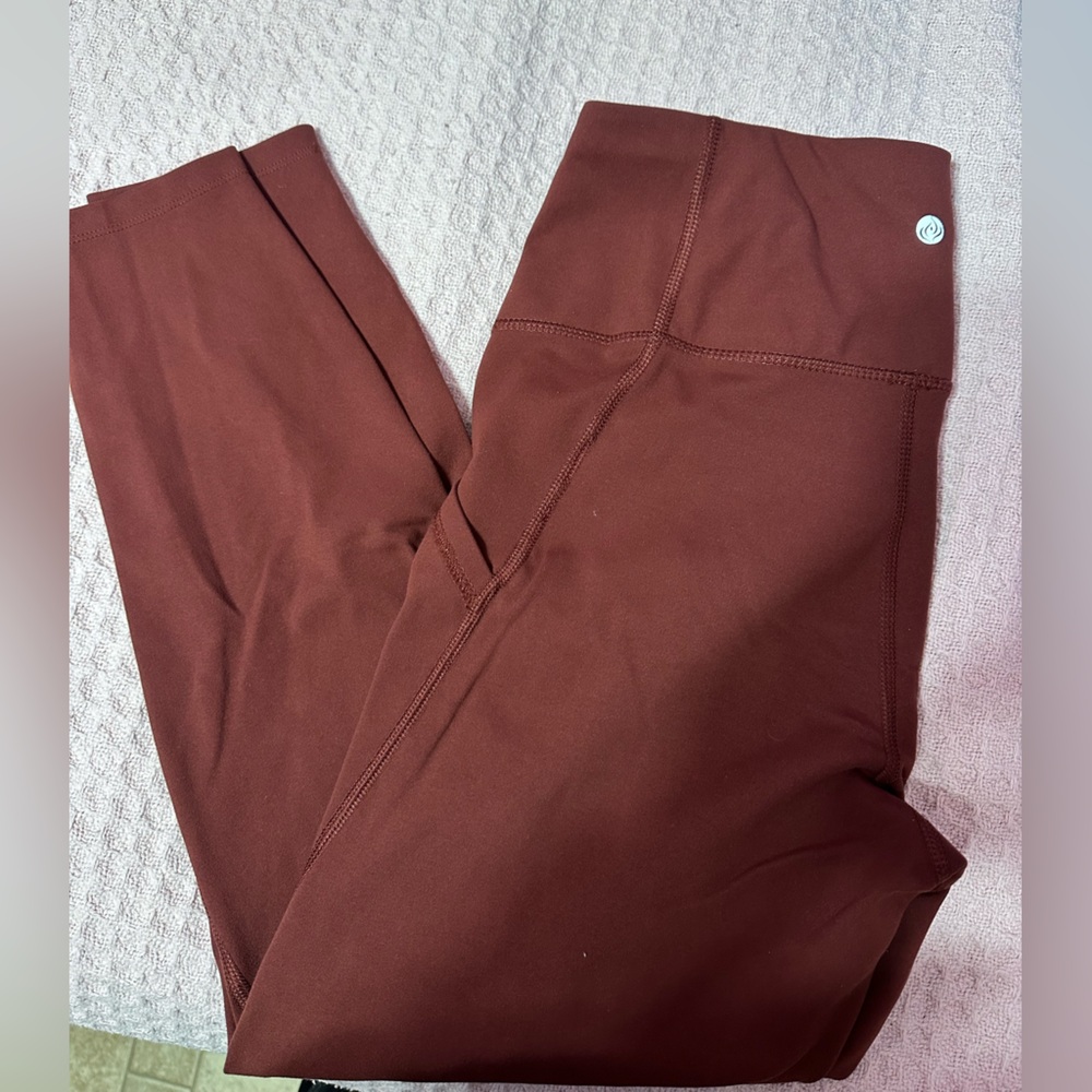 Burgundy workout leggings